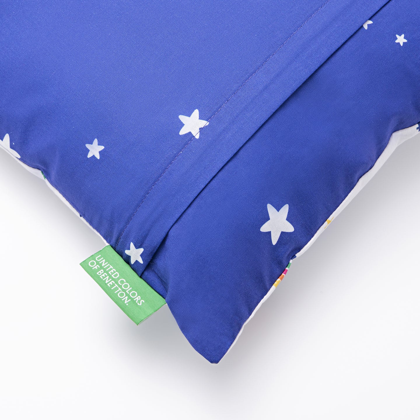 Cojín infantil arcoiris Benetton 30x30cm (6)